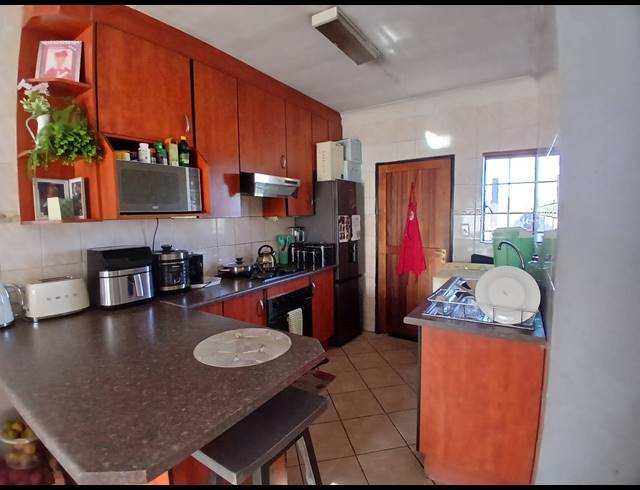 2 BEDROOM APARTMENT FOR SALE IN ELSPARK